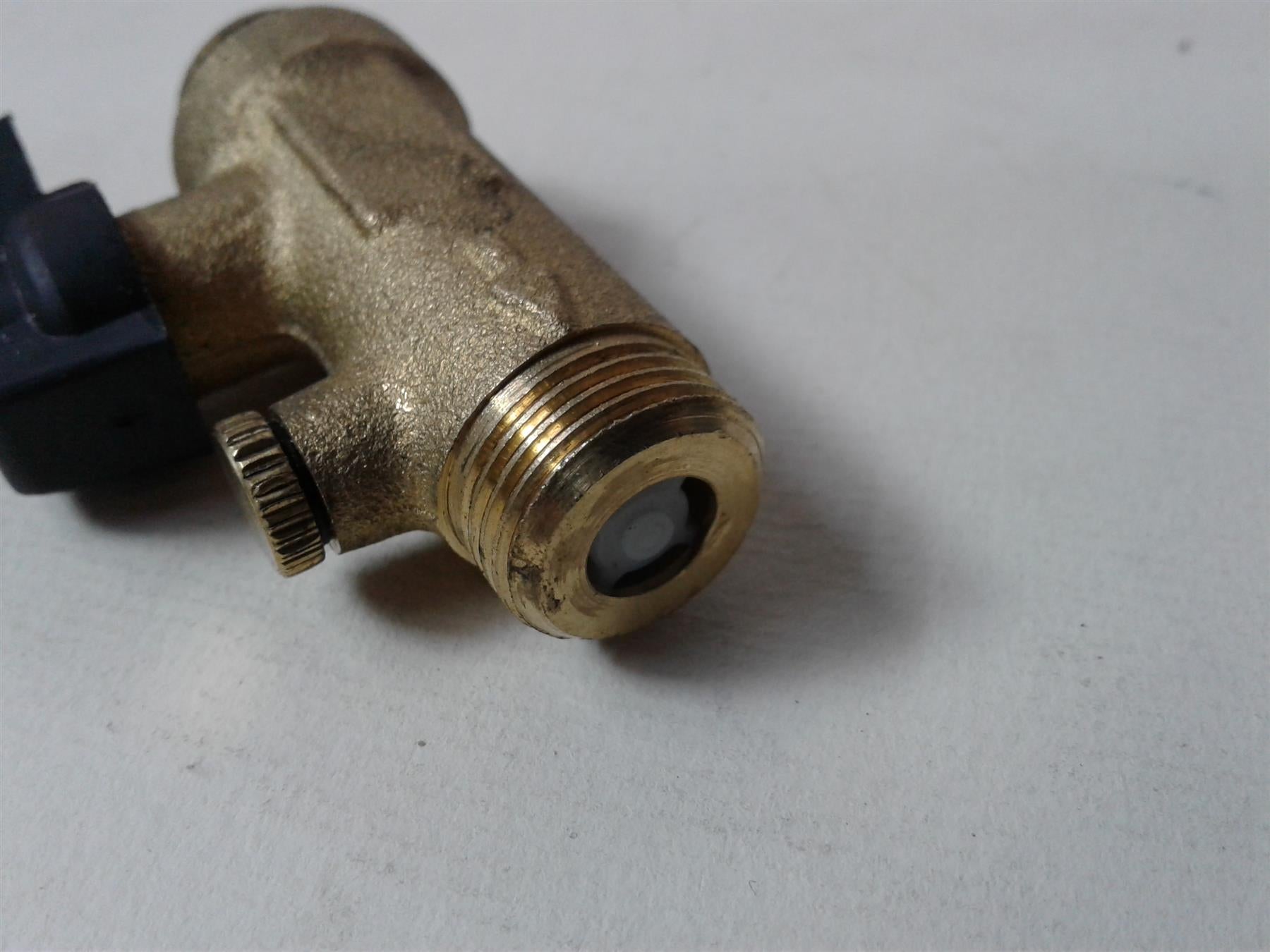 NEW ARISTON GENUS HE ACO 3/8" NON RETURN INLET TAP 65102016