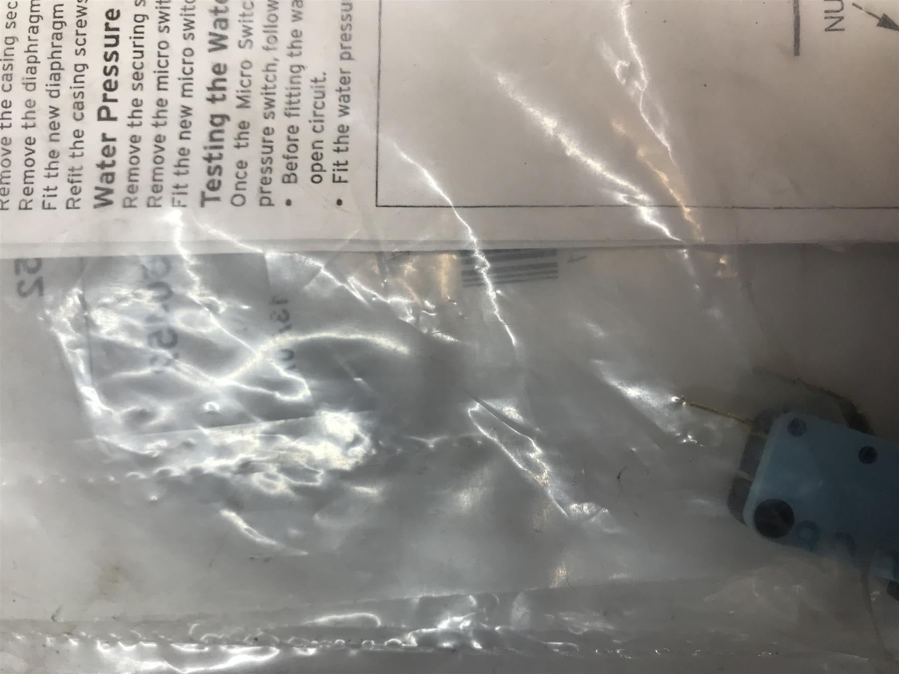 NEW GLOWWORM 0020050452 WATER PRESSURE SWITCH ASSEMBLY