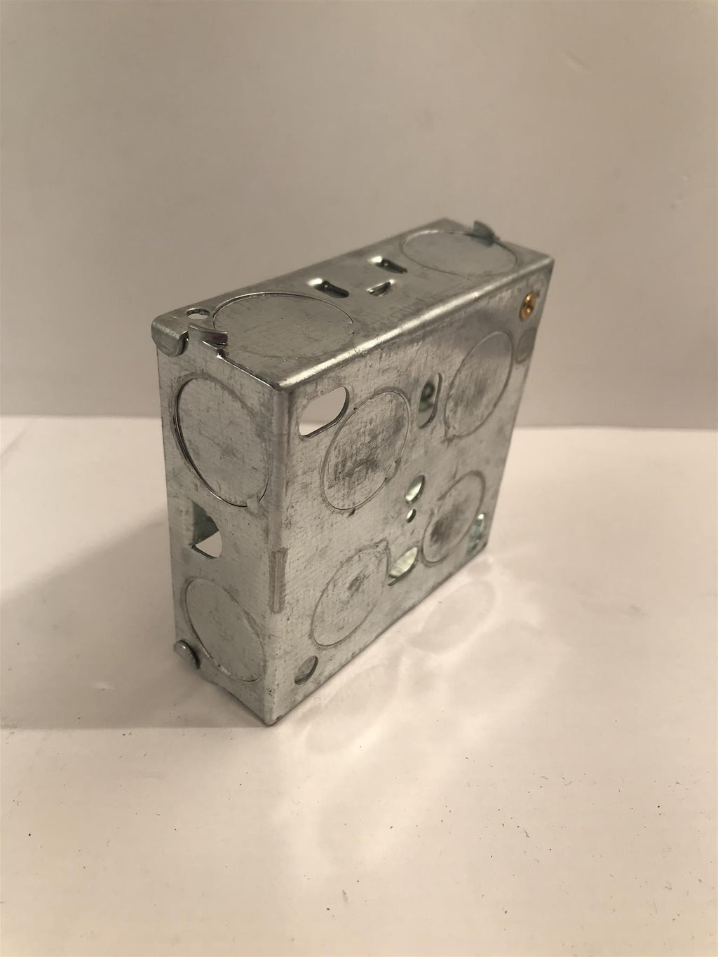 Flush Switch & Socket Metal Back Box 1 Gang 25mm