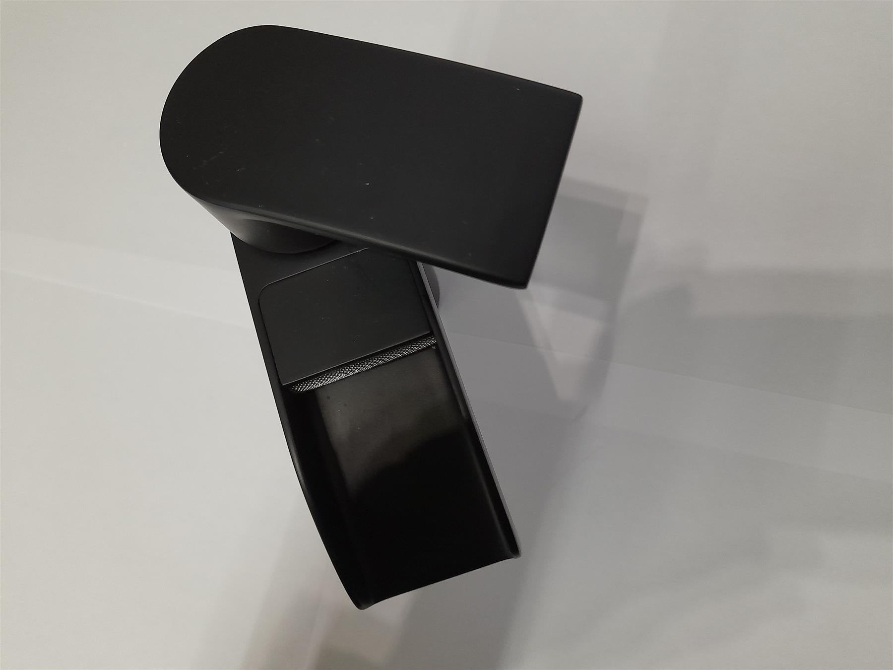 Eastbrook Aston Black Mono Basin Tap with Waste