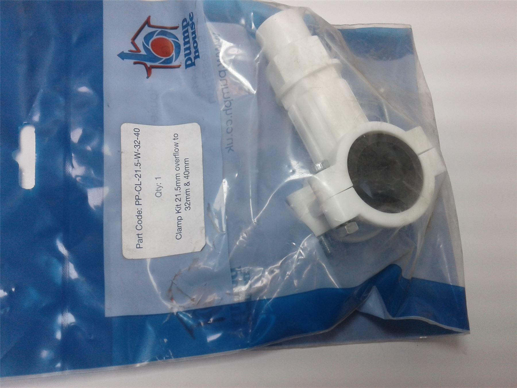 NEW  PUMP HOUSE Pipe Clamp Kit - 21.5mm overflow to 32mm  and 40mm