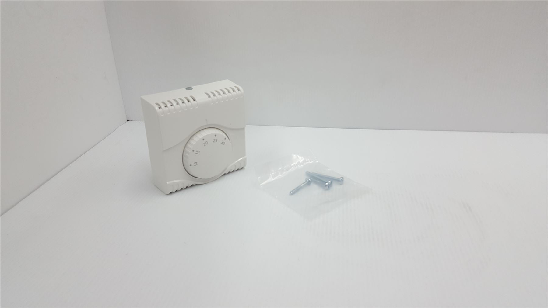 NEW CENTER ROOM THERMOSTAT 340020 12m warranty