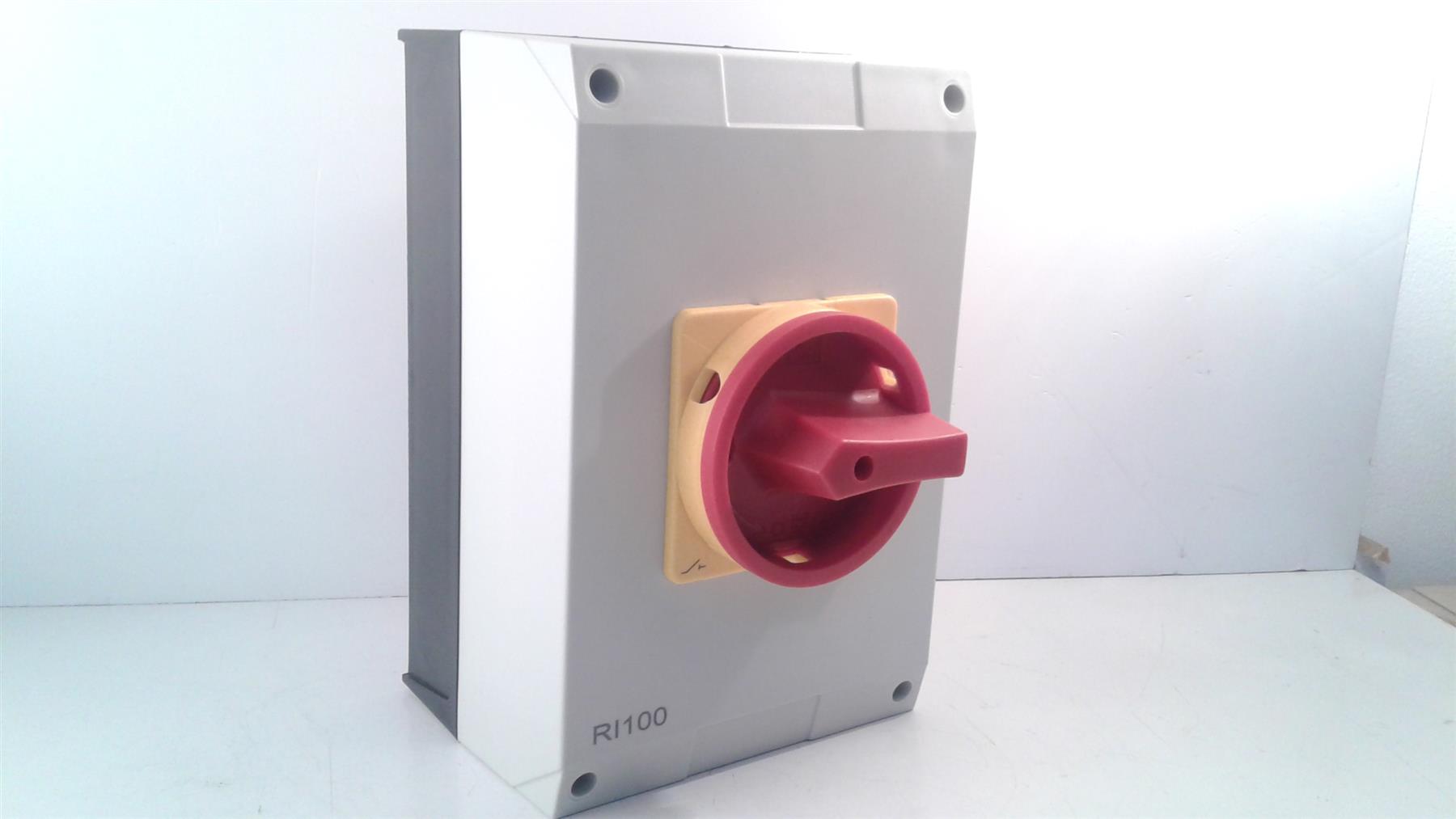 BS 100 Amp Rotary Isolator IP65 4-Pole RI100
