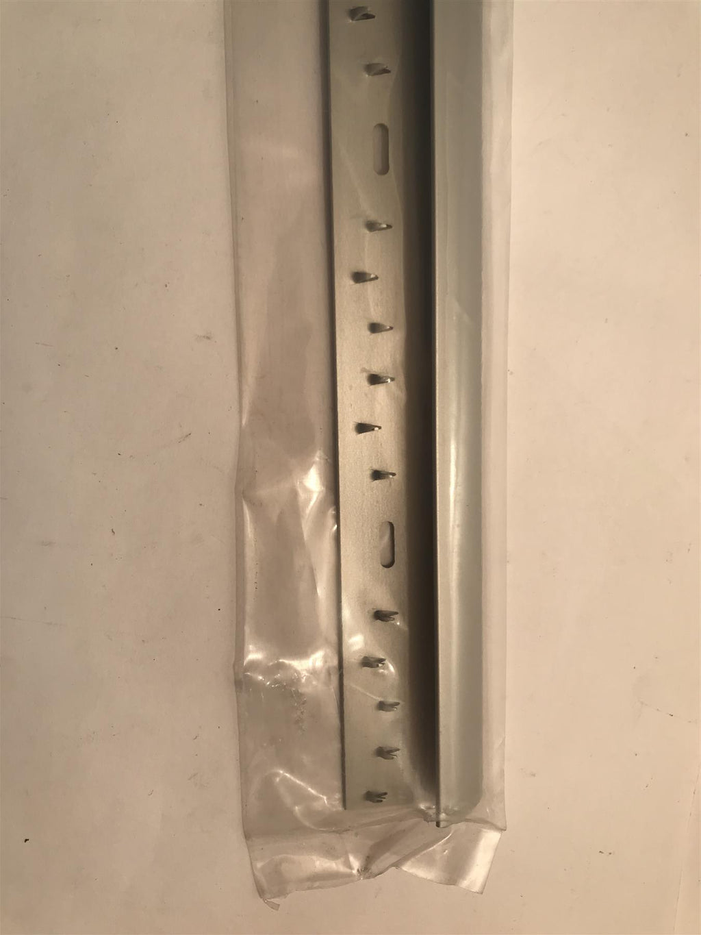 Exitex Single Nap Carpet Trim Silver  914mm SNCT