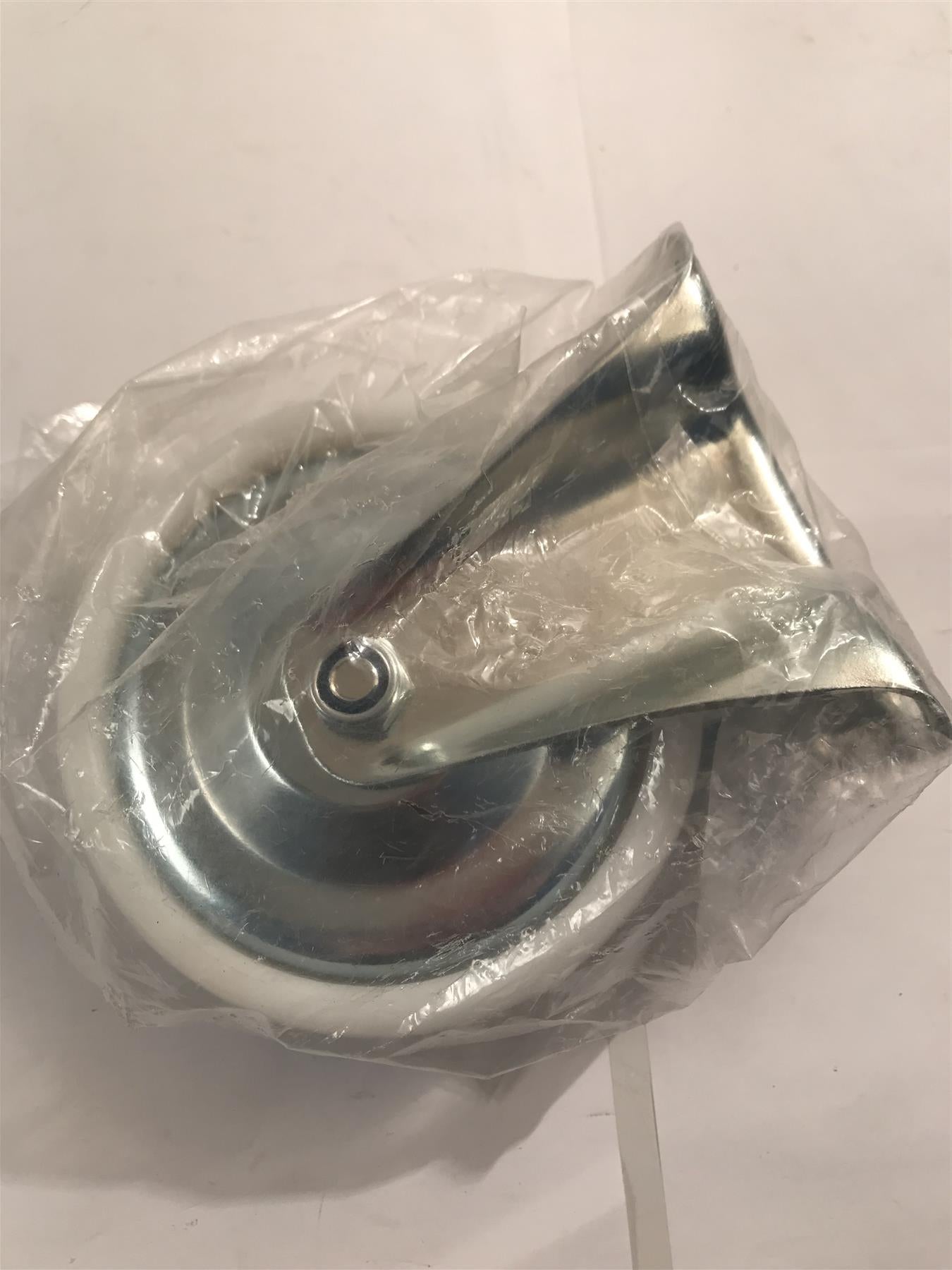 Fixman Polypropylene Castor Fixed 125mm 160kg  808644