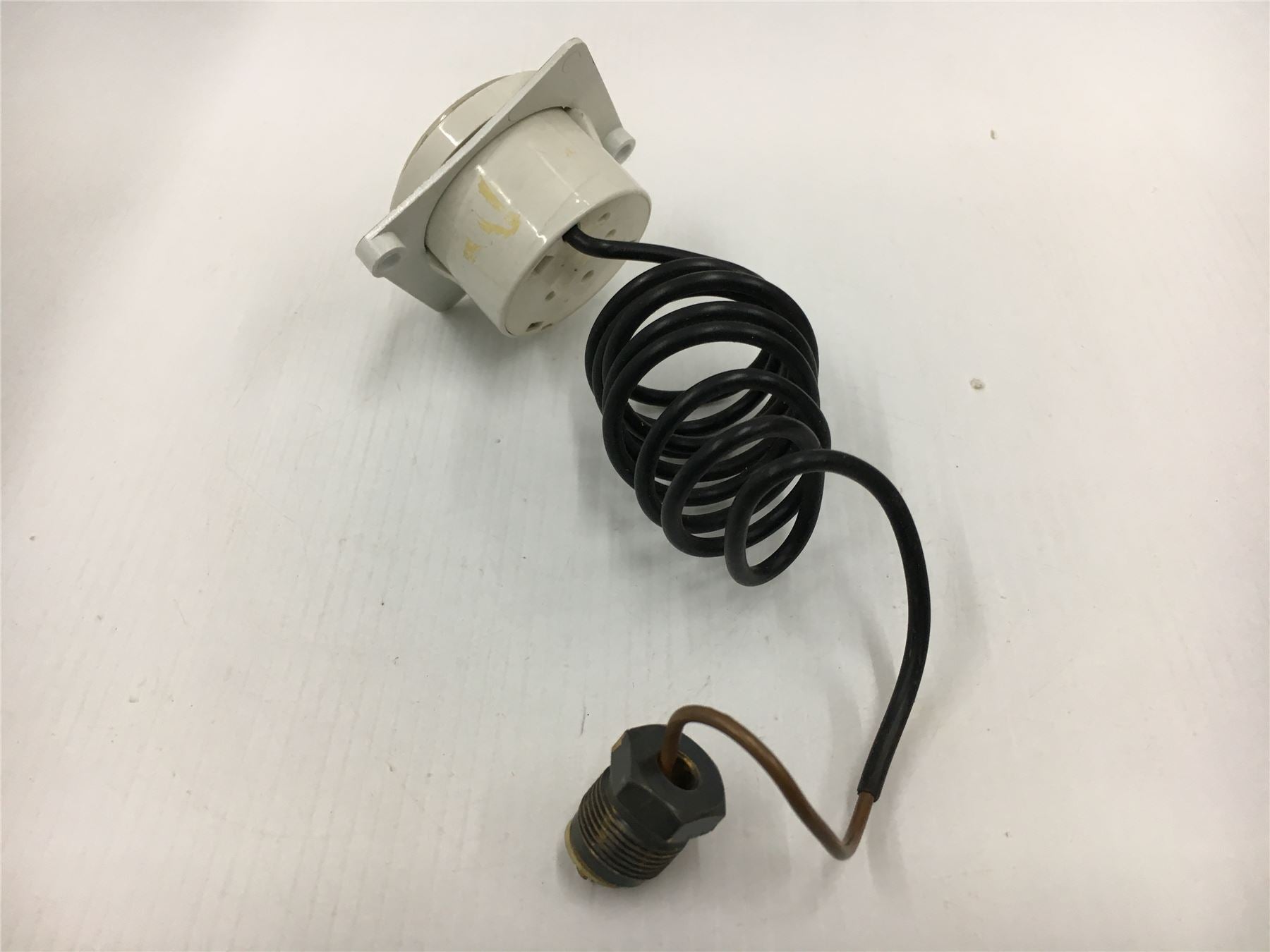 USED GLOWWORM PRESSURE GAUGE S048002353