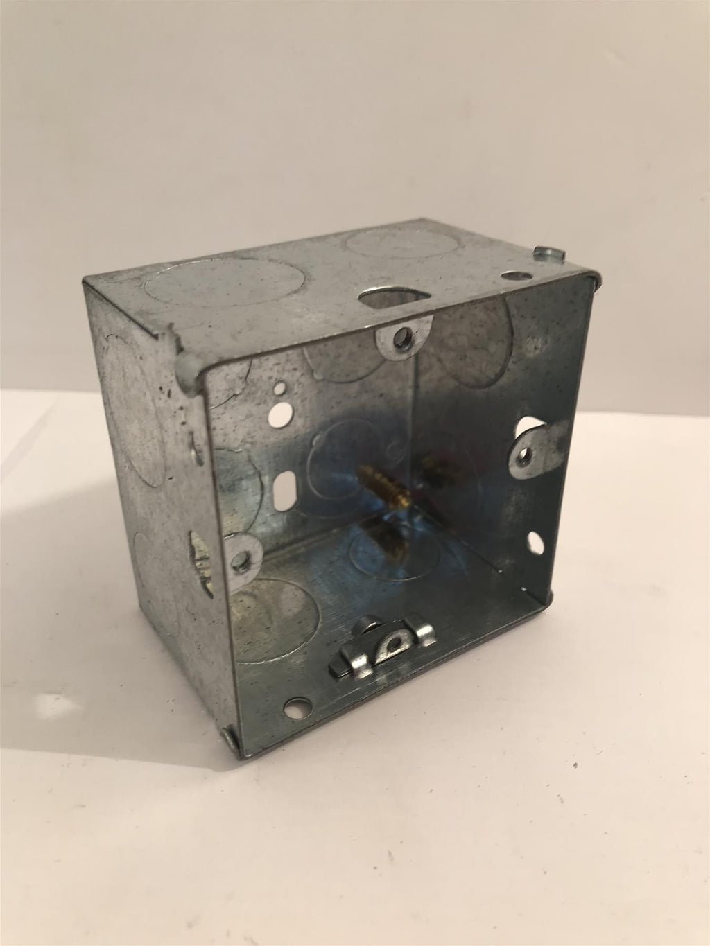 Flush Switch & Socket Metal Back Box 1 Gang 47mm