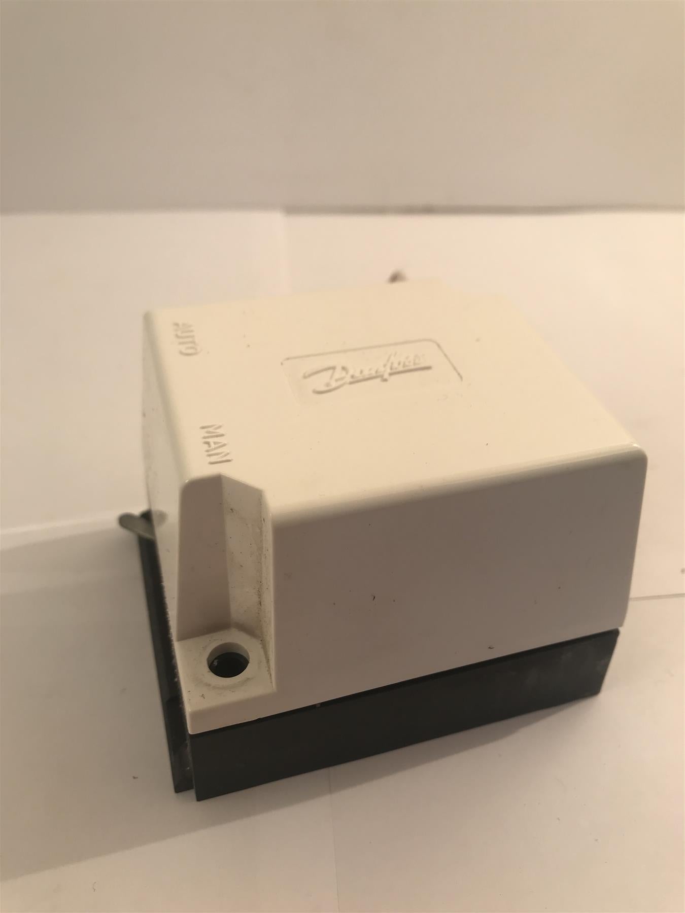 Danfoss HPA2 2 Port Valve Actuator 087N657900