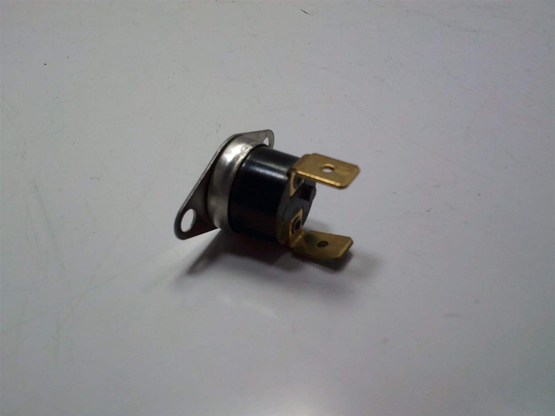 Honeywell L64C Thermostat