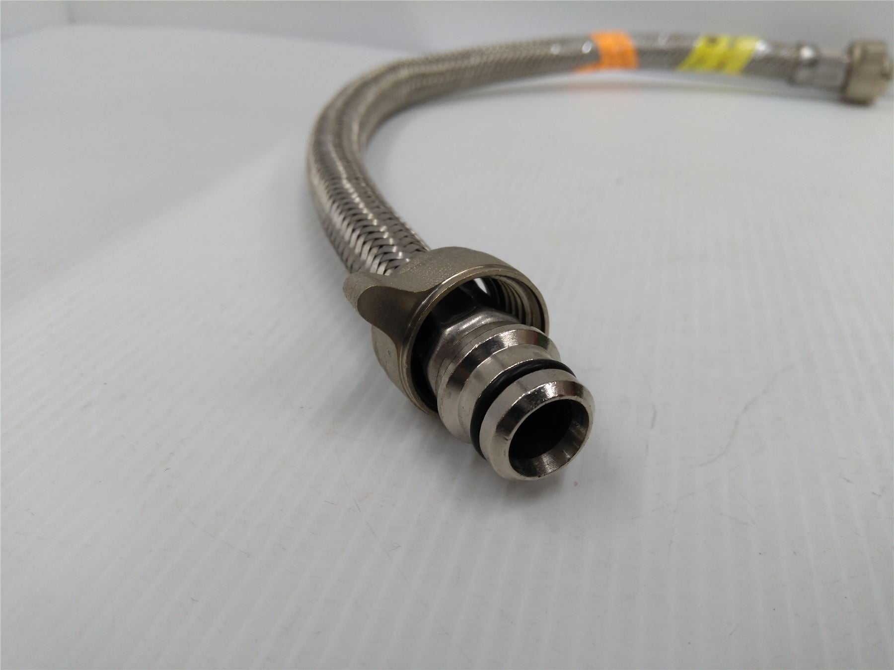 NEW TAP CONNECTOR MAJOR DIAMETER 22.9111mm BRAIDED FLEXIBLE PIPE LENGTH 325mm