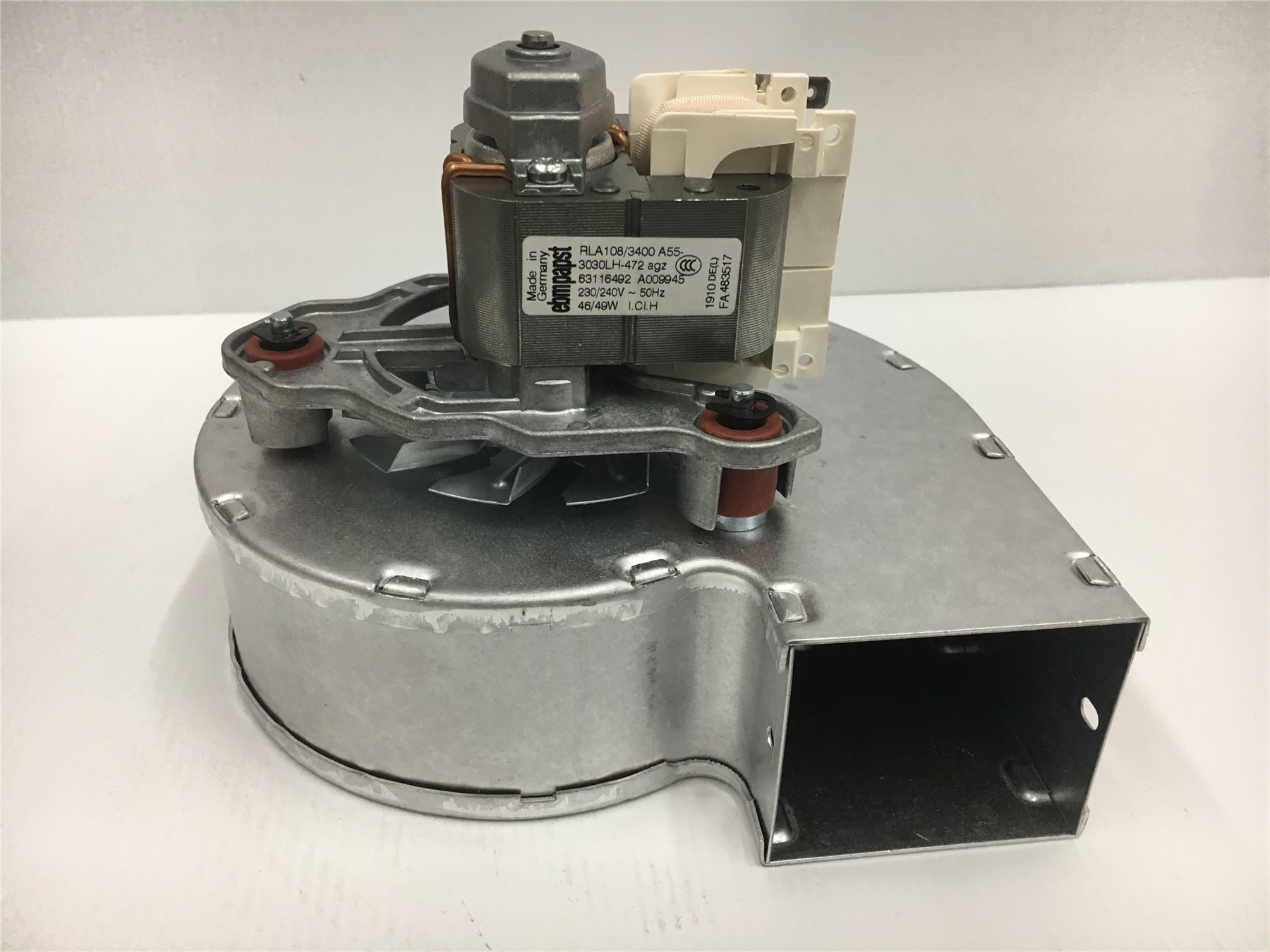 NEW Vokera maxin 28e fan RLA108/3400 5911