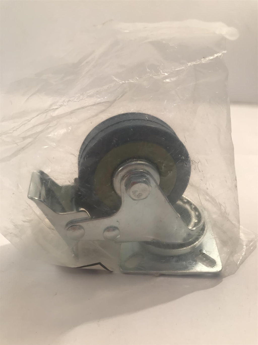 Fixman Braked Swivel Rubber Castor 50 mm 50 kg  413608