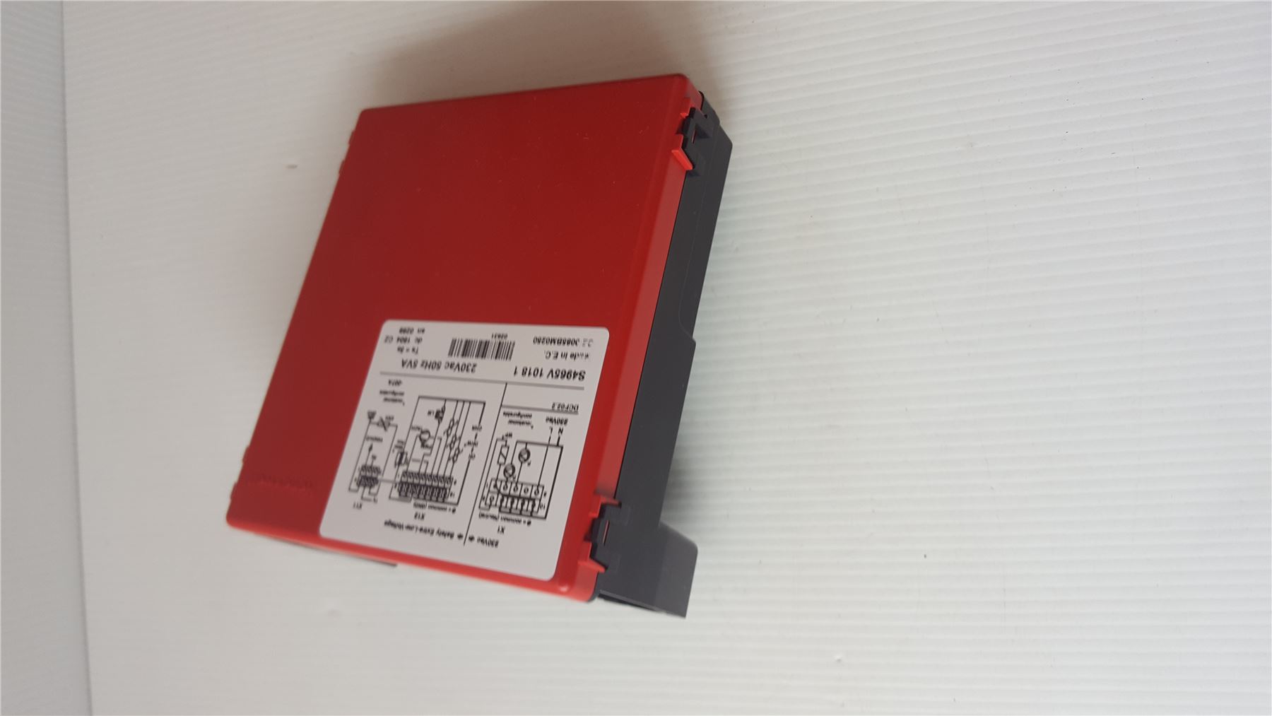 Ferroli honeywell 39810432 S4965V1018  1 230Vac 50Hz 5VA