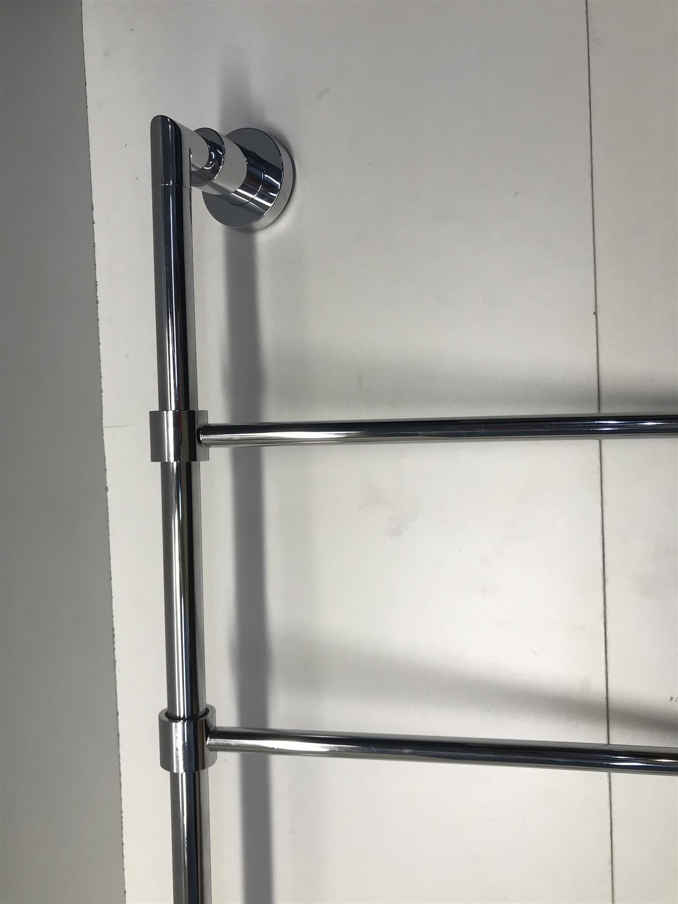 OCEAN CHROME WALL MOUNTED THREE TIER VERTICAL RAIL