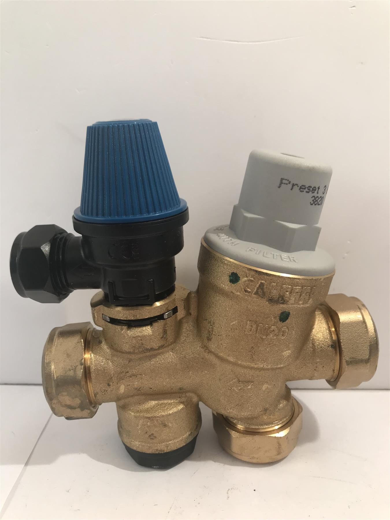 Caleffi 22mm 3 Bar Pressure Reducing Valve with 6 Bar Pressure Relief Valve