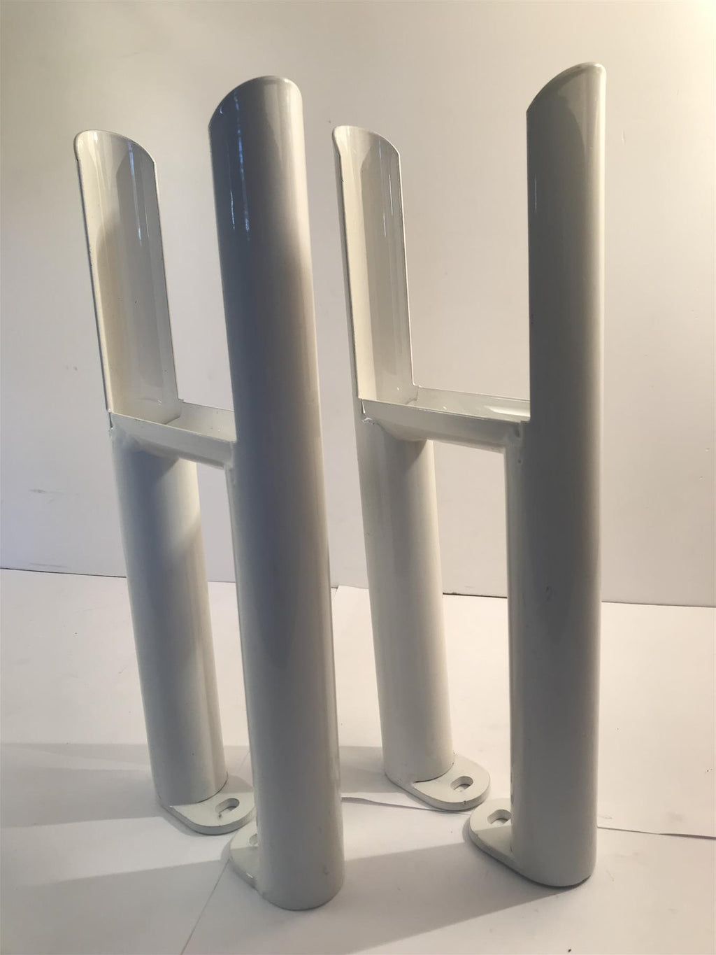 Traditional White Column Radiator Feet 270 x 111 x 31mm