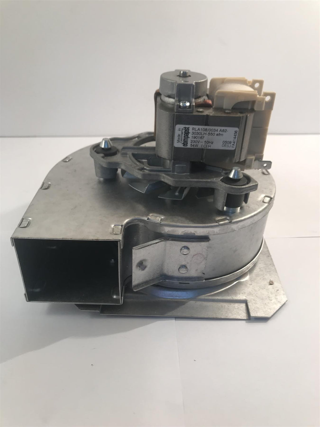 New Vaillant  190162  Turbomax Fan  VUW.242.282.E