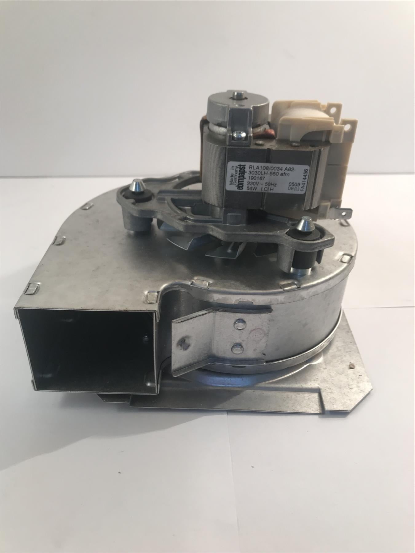 New Vaillant  190162  Turbomax Fan  VUW.242.282.E