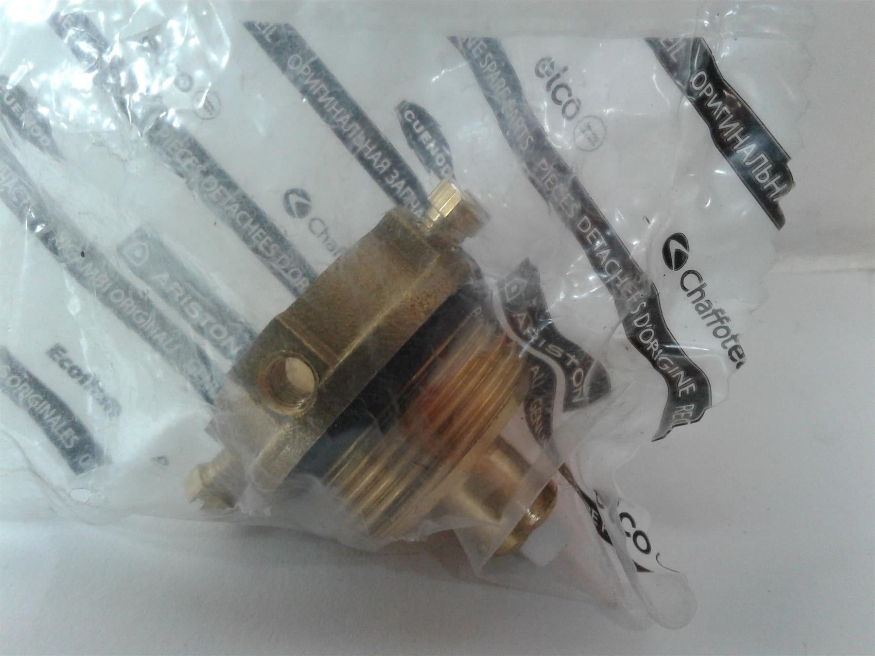NEW ARISTON GENUS MFFI GAS ACTUATOR BUSH WITH SCREWS 996029