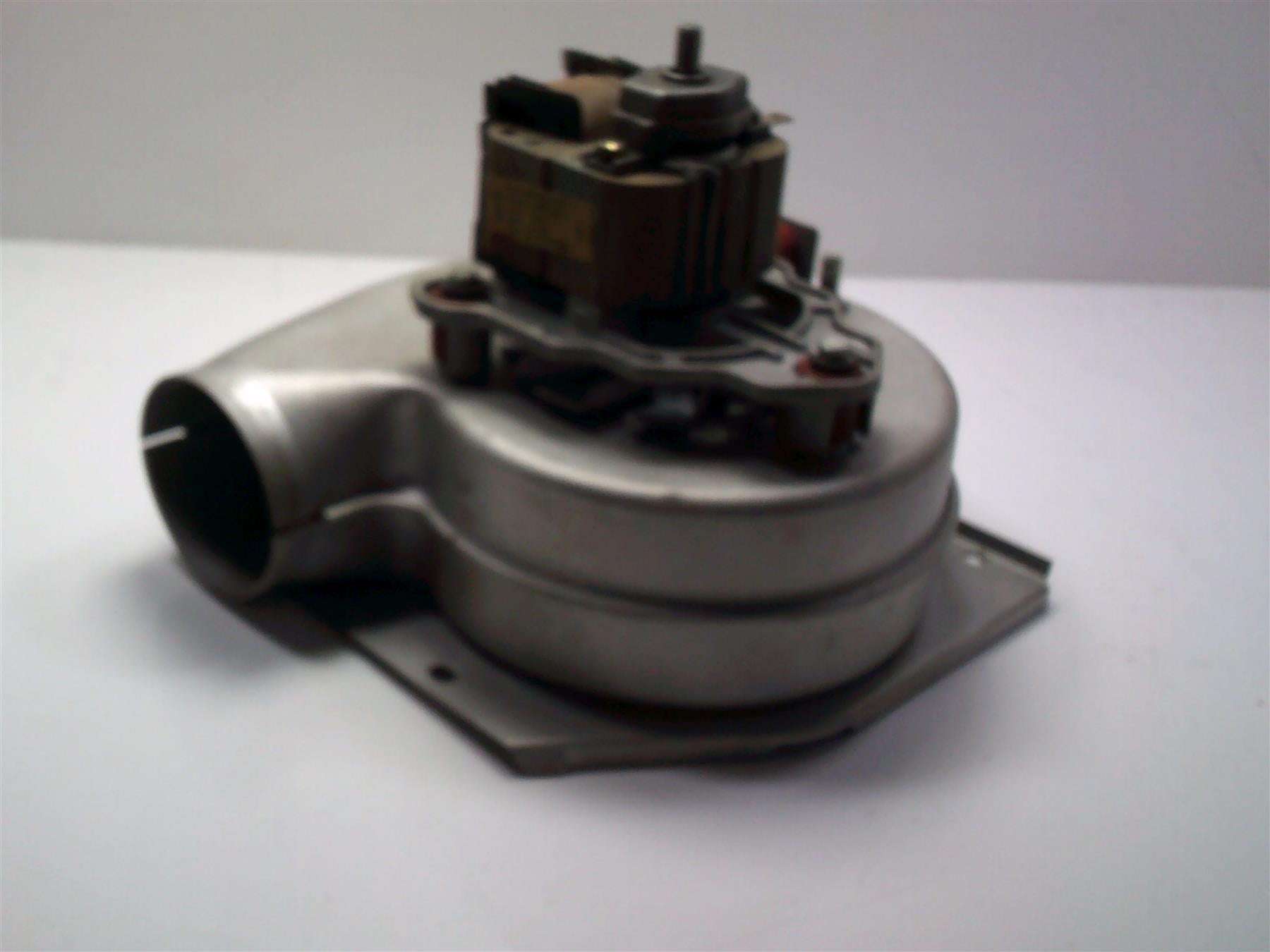 Potterton Suprima 30 RLH108/0040 FAN 5000868 12m warranty