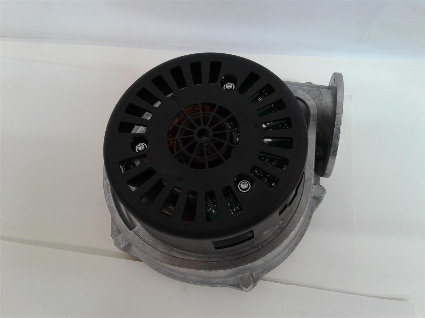 New VAILLANT 190260 Fan Assembly
