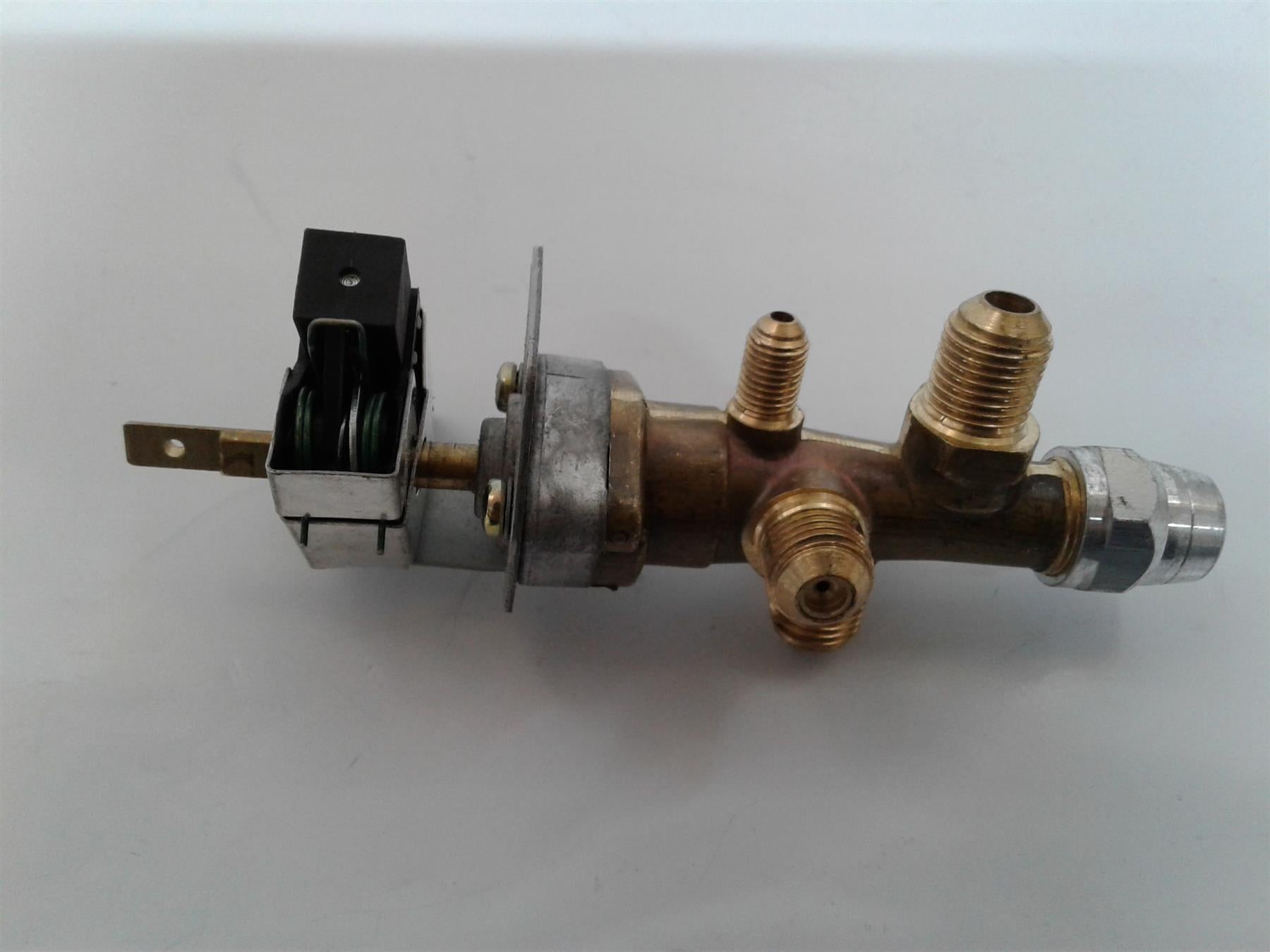 NEW Baxi Potterton Gas Tap Assembly TESA 2150 960/1044 (K77)