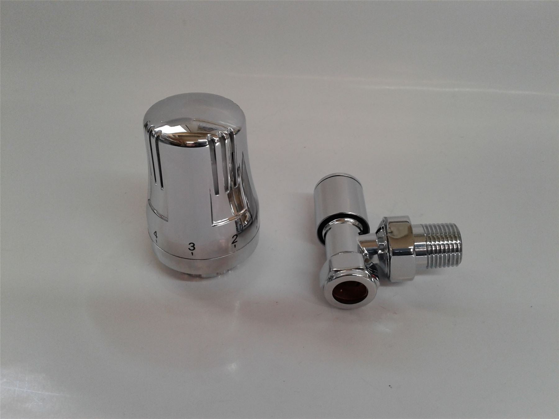 NEW PHOENIX THERMOSTATIC ANGLED VALVE AND PLAIN VALVE CHROME RAV009