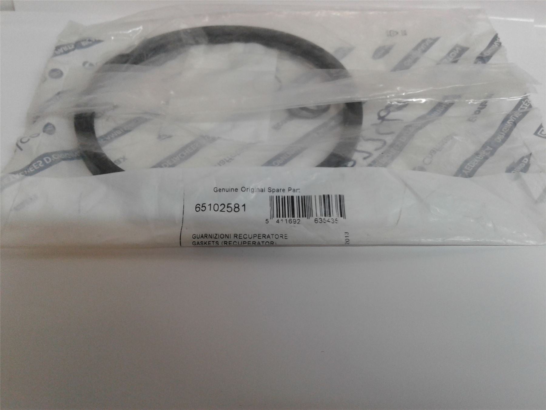 NEW Ariston 65102581 GASKETS (RECUPERATOR) ARISTON CHAFFOTEAUX