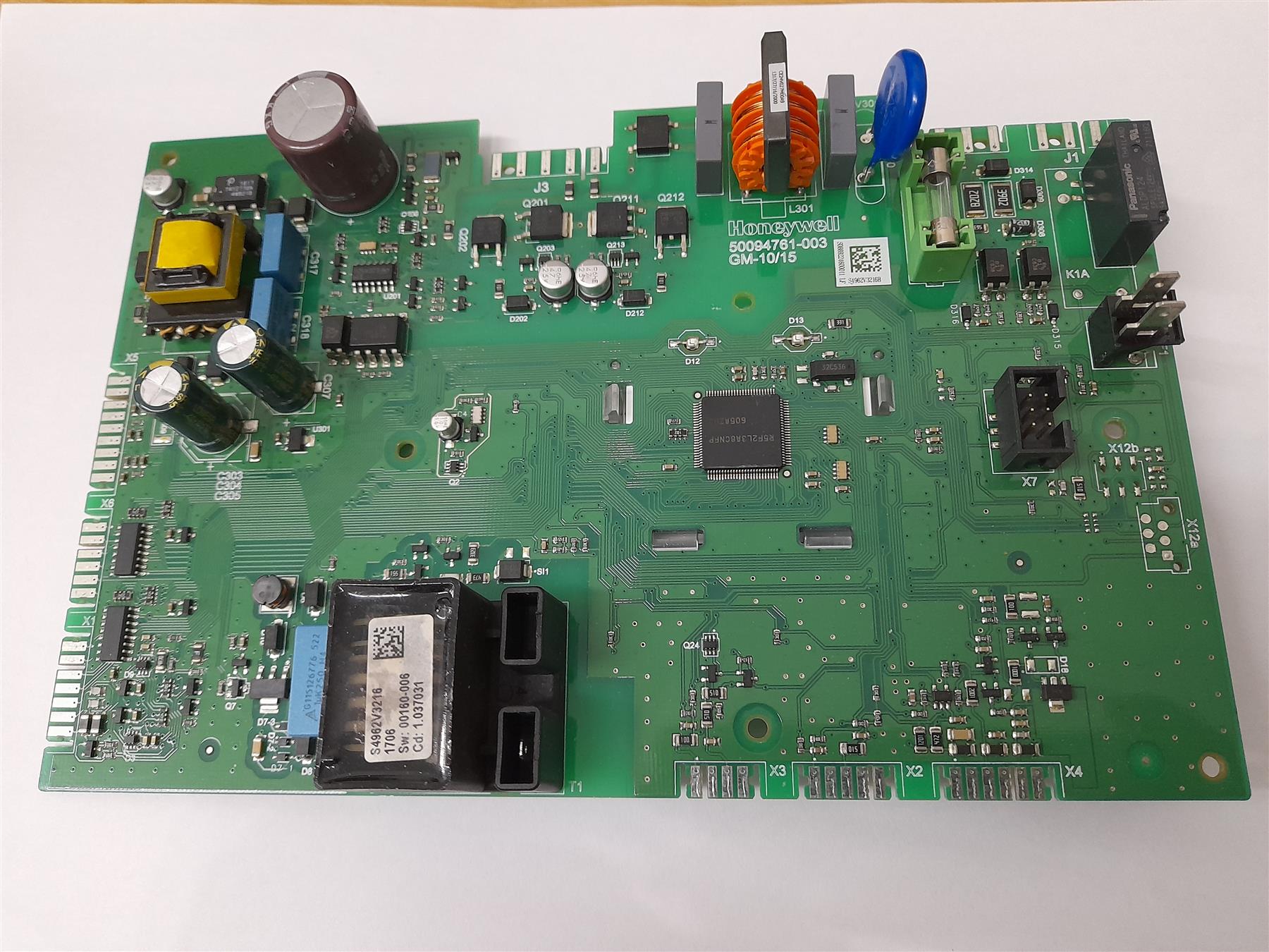 ALPHA E-TEC PLUS 28 33 & 38 COMBI BOILER PCB 1.037031 WAS 1.042955