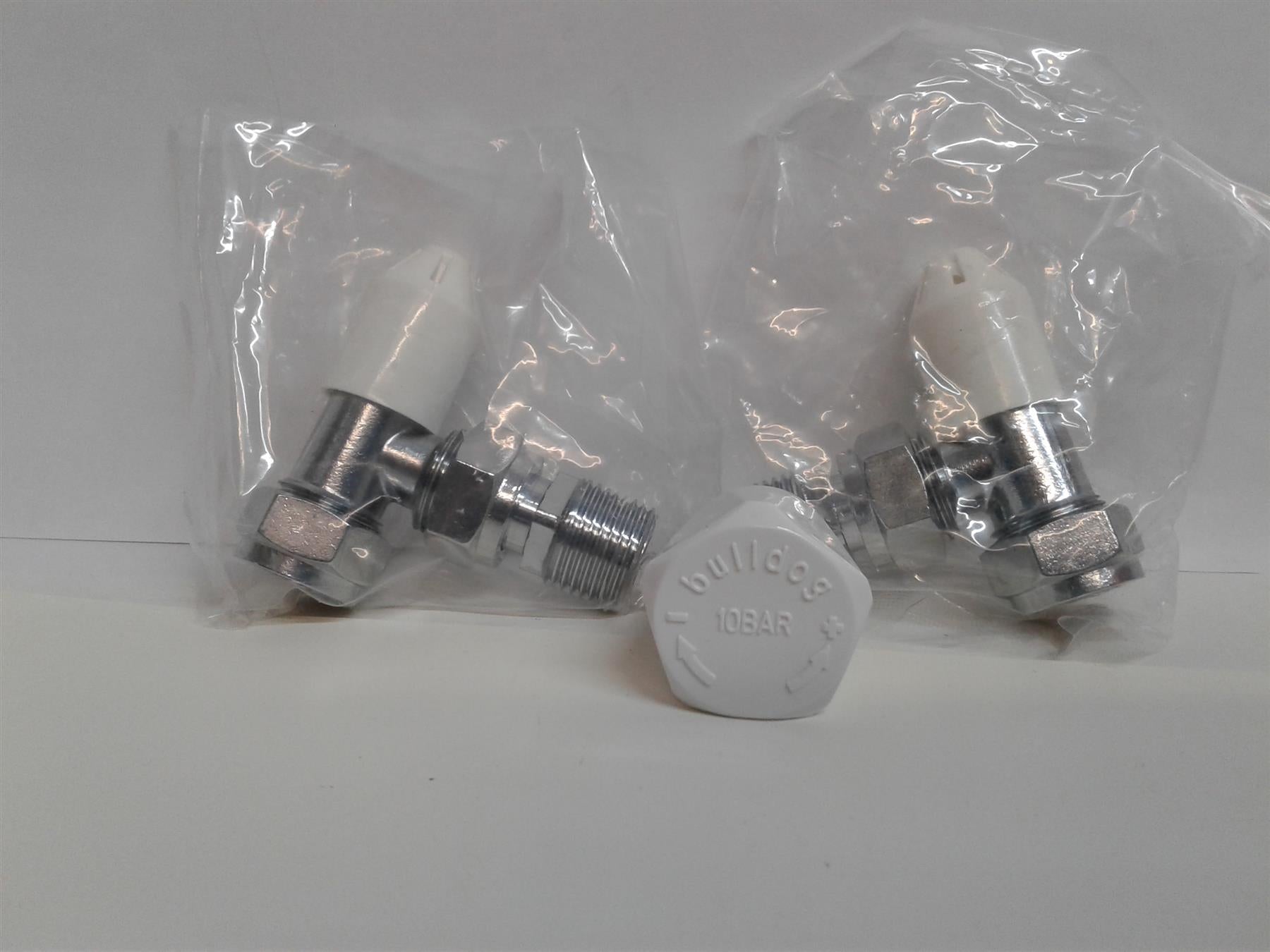 New Bulldog wheelhead and lockshield manual valve pack 15mm