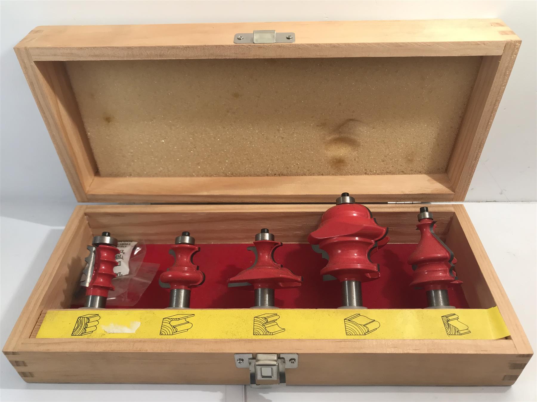 5 Piece Router Bits Set in wooden case for beading and moulding - 1/2" Shank