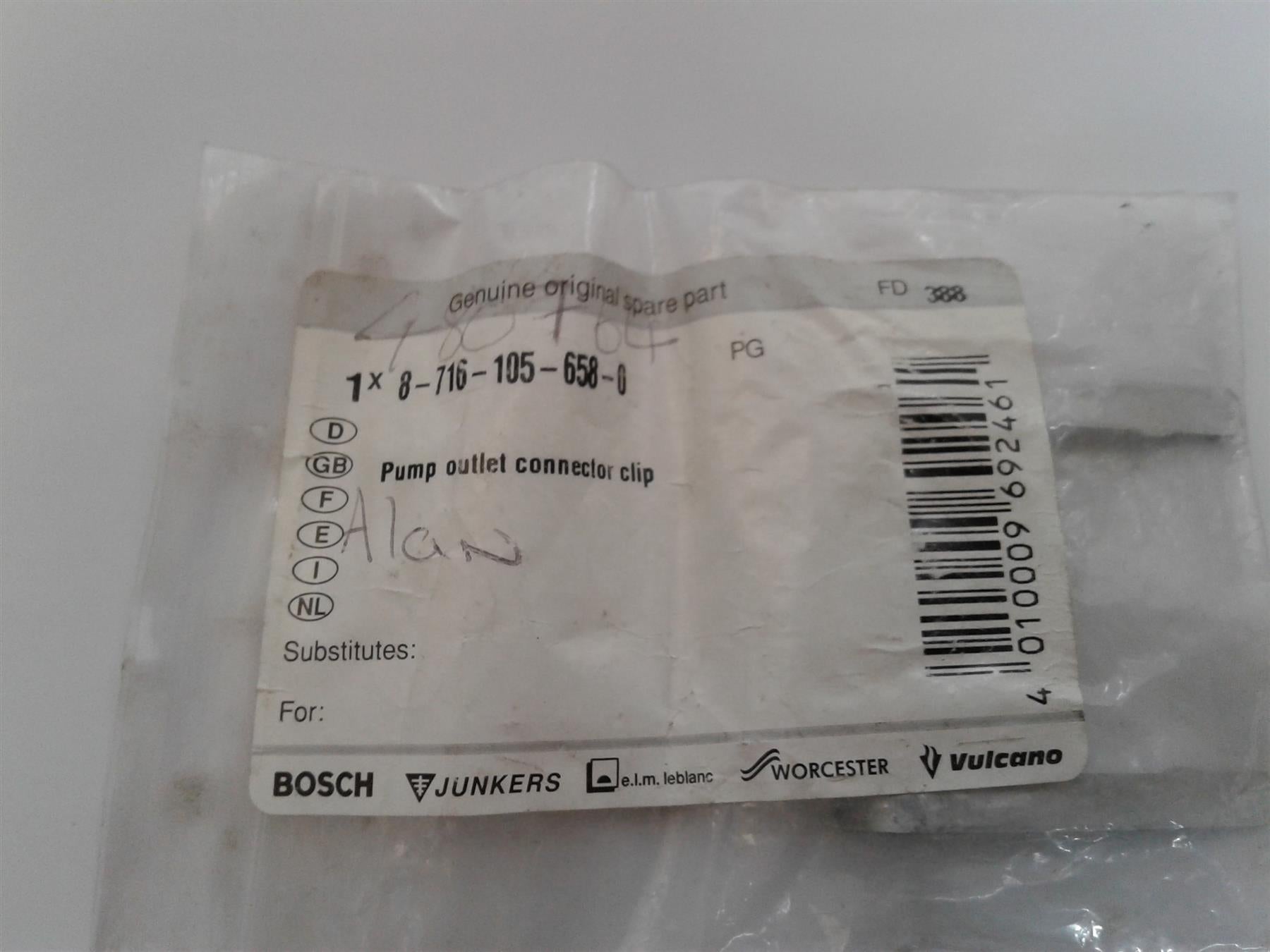 NEW WORCESTER 87161056580 PUMP OUTLET CONNECTOR CLIP