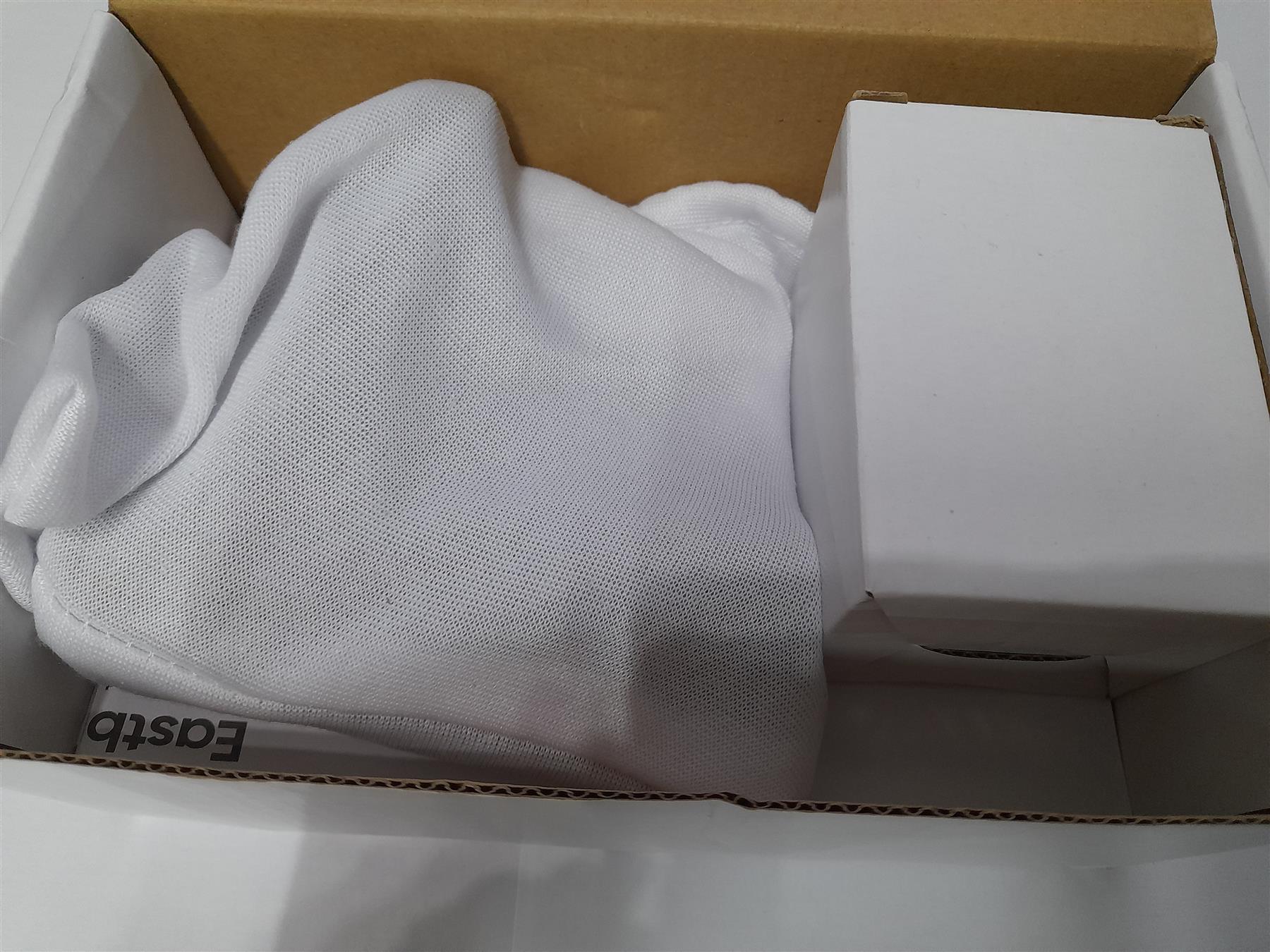 Eastbrook Aston Black Mono Basin Tap with Waste