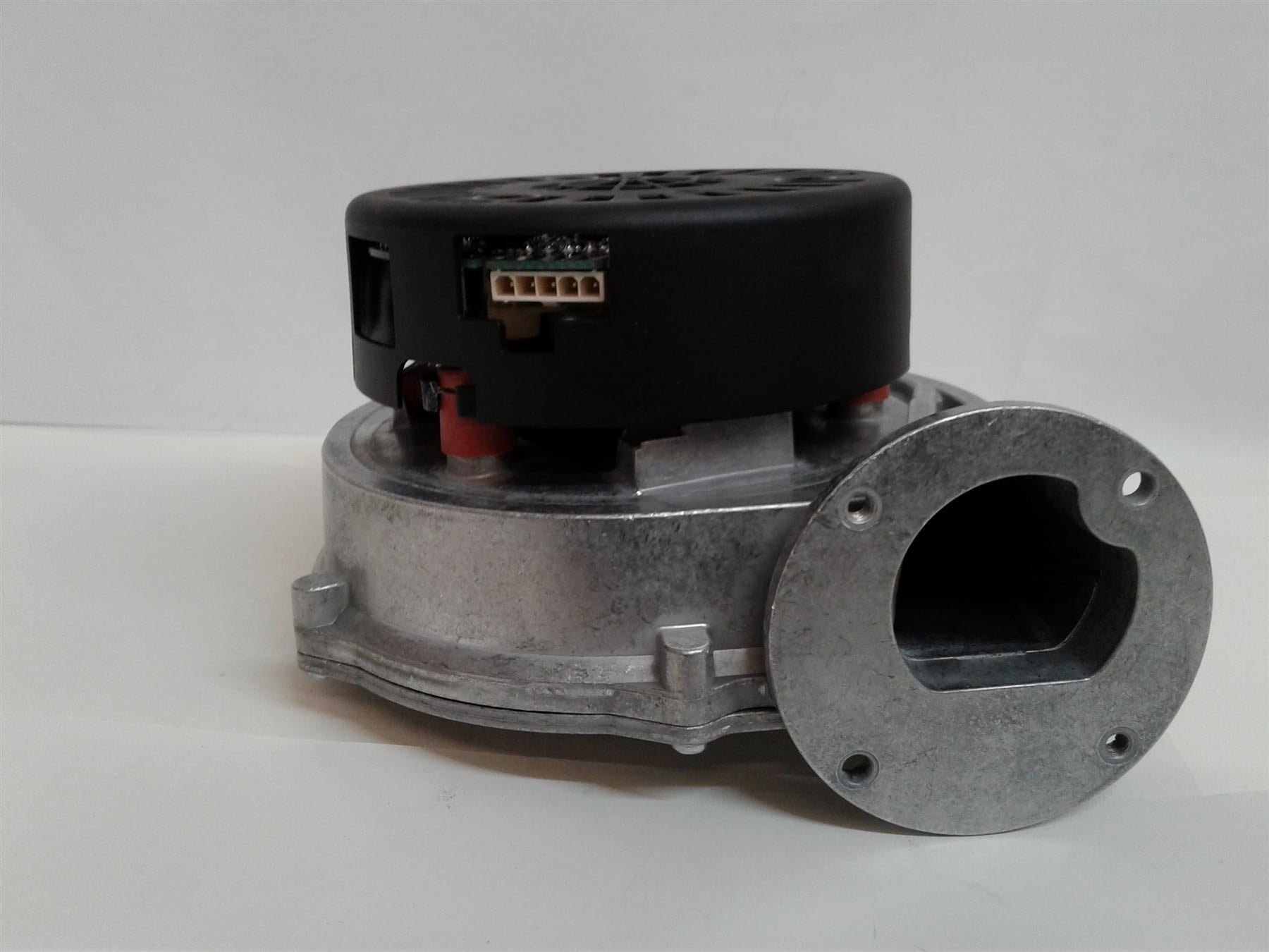 New VAILLANT 190260 Fan Assembly