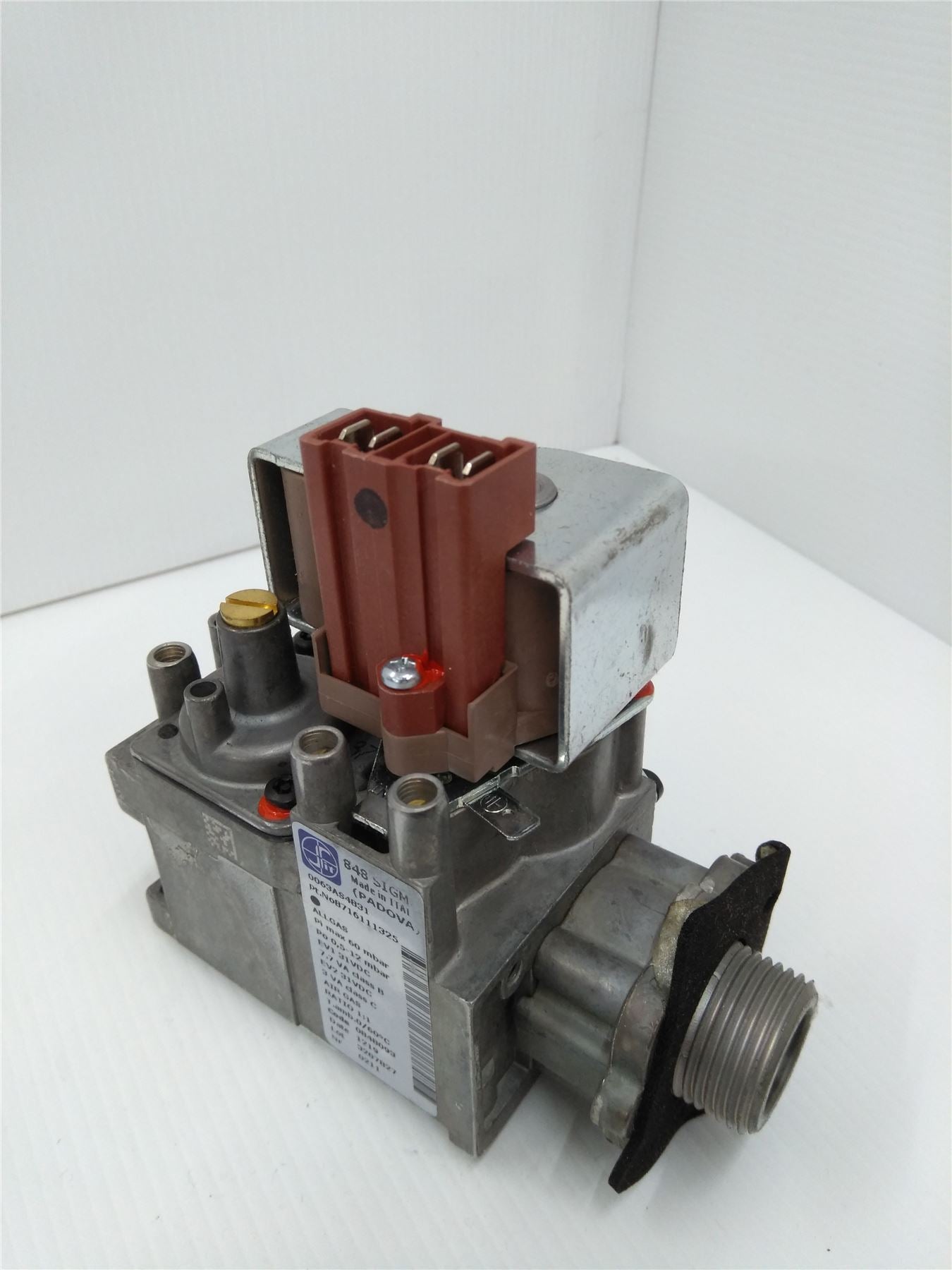 NEW WORCESTER BOSCH GAS VALVE 87161113250