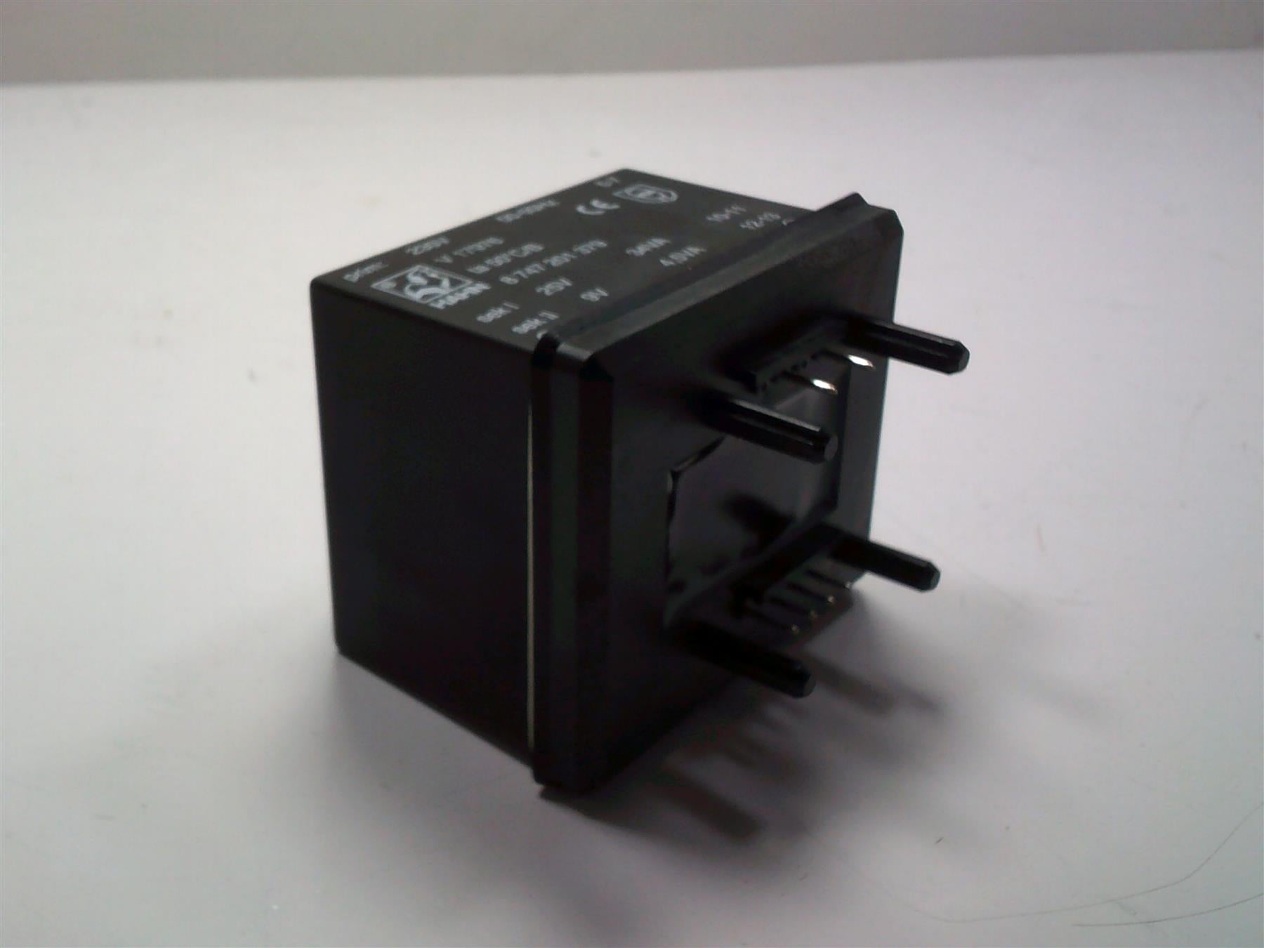 WORCESTER GREENSTAR 24i 28i JUNIOR TRANSFORMER 8747201379