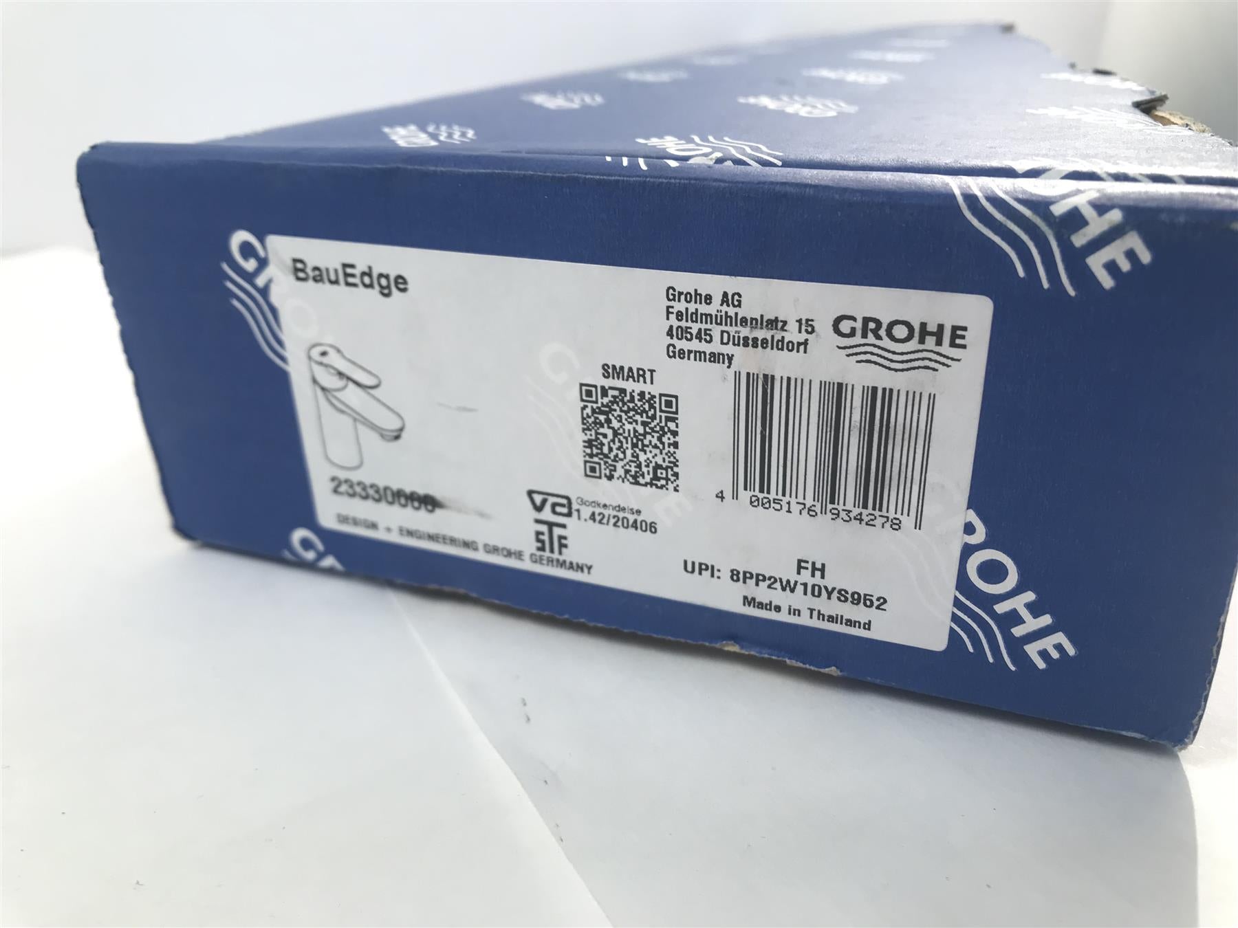 GROHE BauEdge Single Lever Mono Basin Mixer Tap 23330000 Chrome