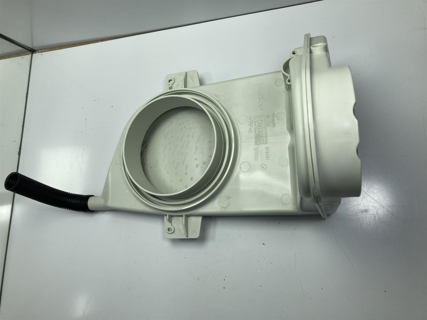 VAILLANT ECOTEC PLUS 415 418 428 438 FLUE COLLECTOR CAP & SEAL 076560