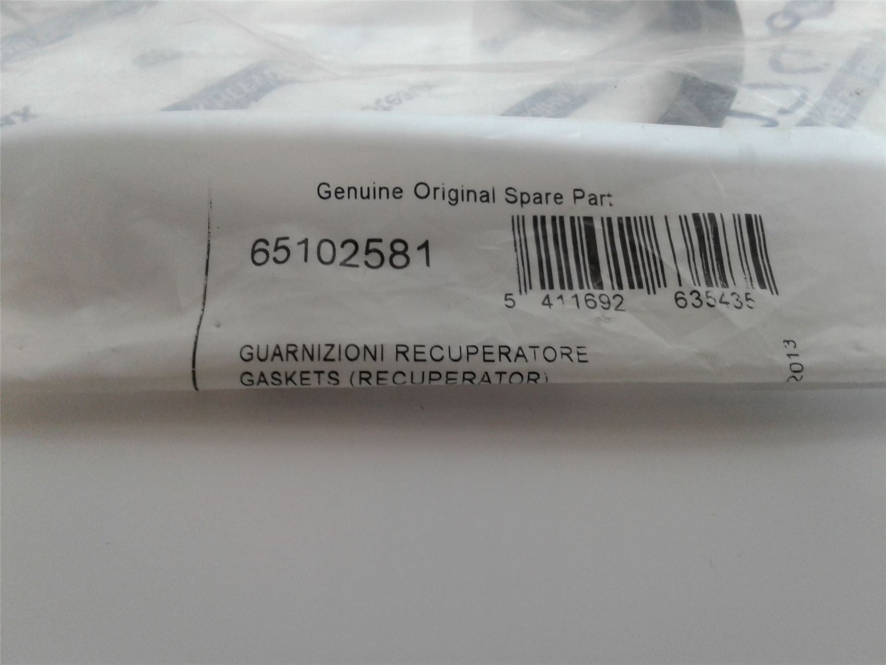 NEW Ariston 65102581 GASKETS (RECUPERATOR) ARISTON CHAFFOTEAUX