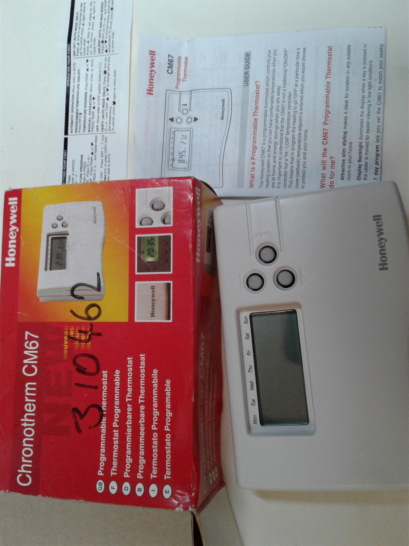 NEW HONEYWELL 7 DAY PROGRAM CENTRAL HEATING THERMOSTAT CM67