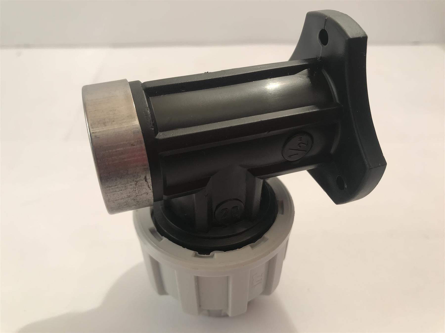 MDPE 20mm x 1/2" Wall Support