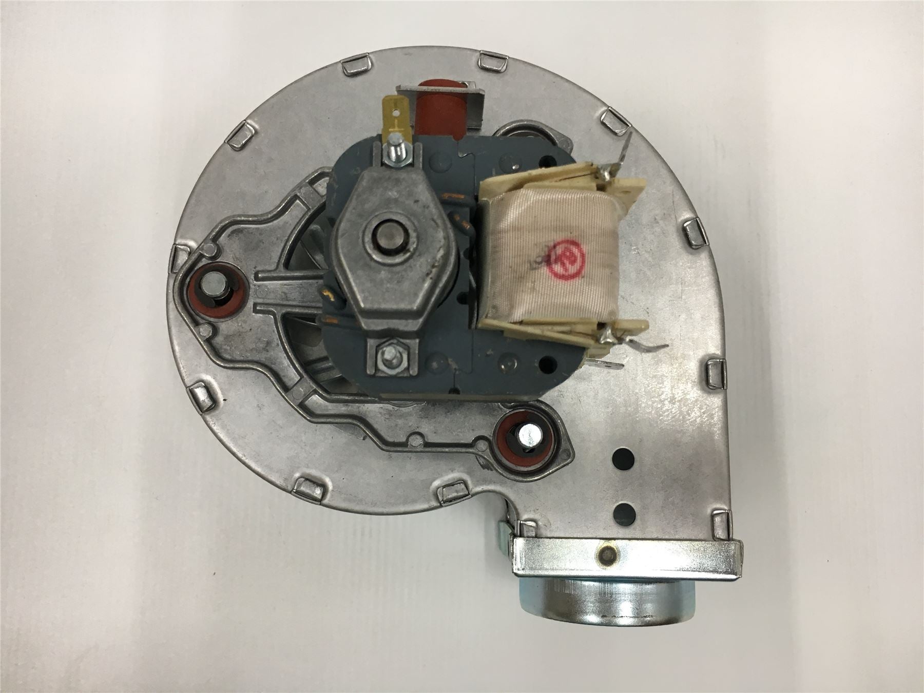 NEW RAVENHEAT 20 RSF / 820 RSF FAN ASSEMBLY RLA97/4200 5021305 12m warranty