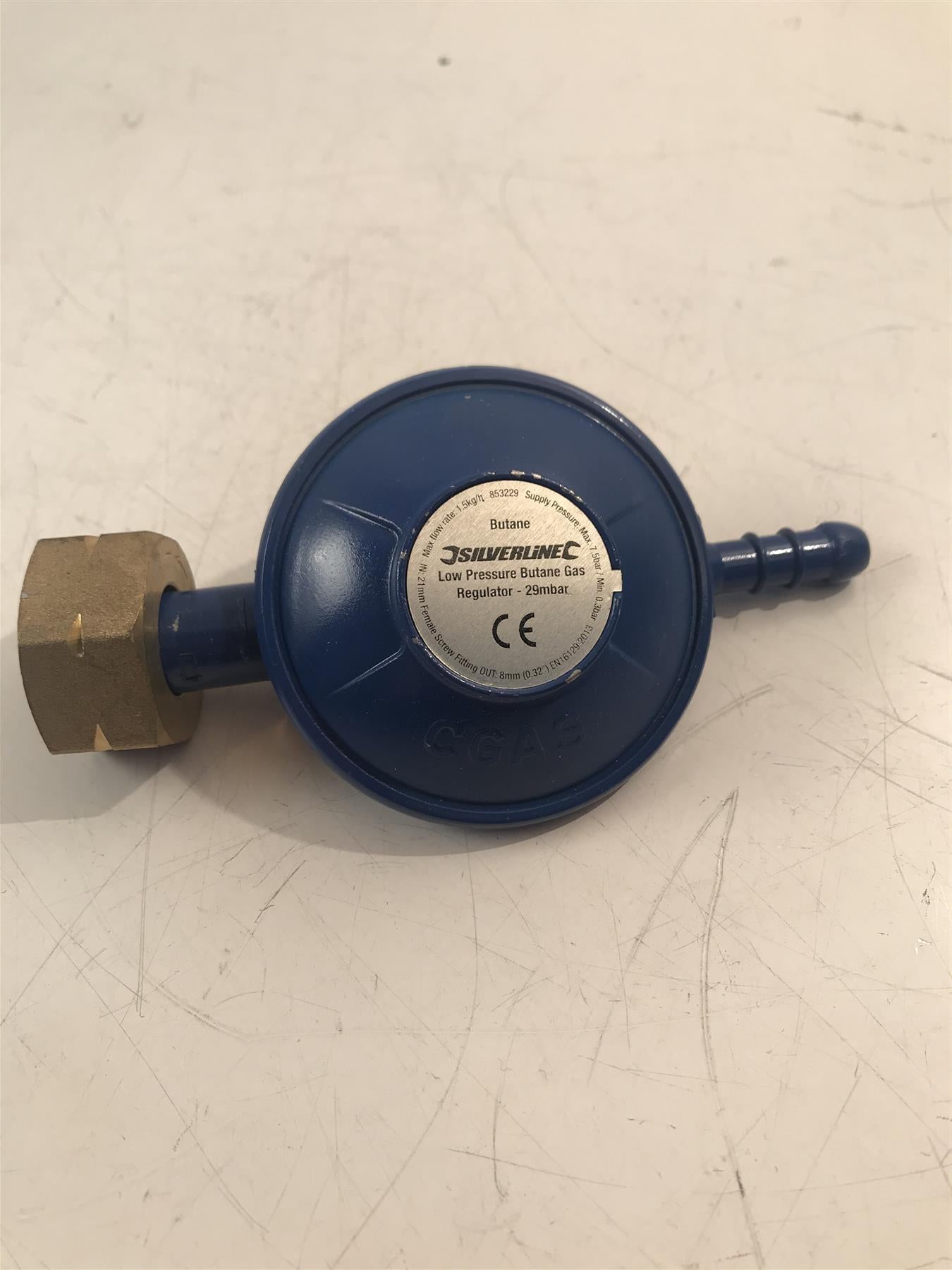 Silverline 853229 30mbar Low Pressure Butane Gas Regulator